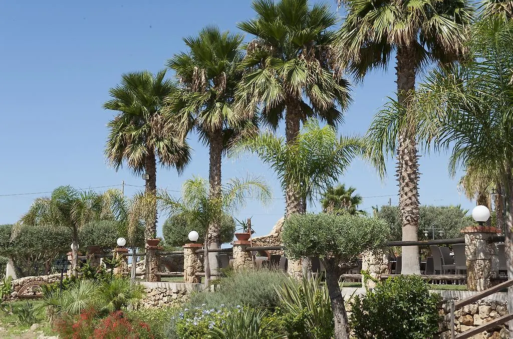 Country house Borgo Dei Vigneti Guest House Ponte Madonna Italy