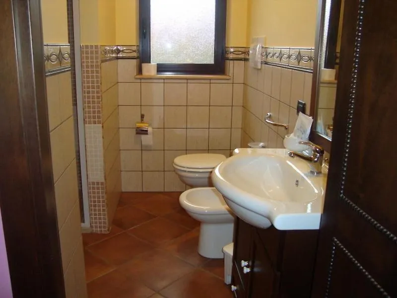 Country house Borgo Dei Vigneti Guest House Ponte Madonna Italy