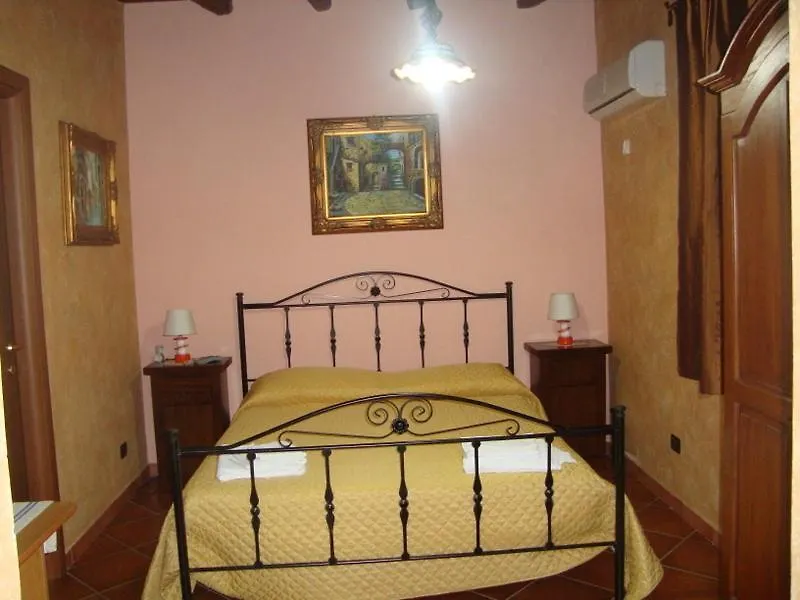 Country house Borgo Dei Vigneti Guest House Ponte Madonna Italy
