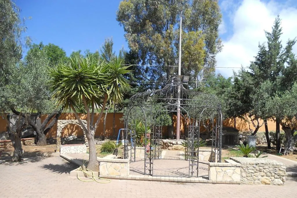 Country house Borgo Dei Vigneti Guest House Ponte Madonna